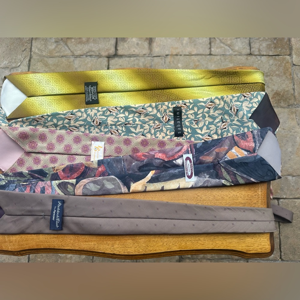 10 Classic Men's Versatile Colors Formal Neckties